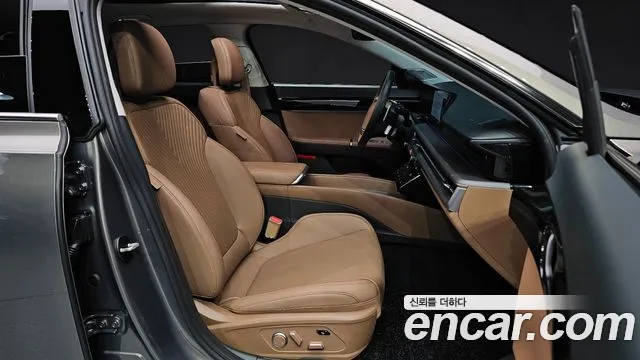 Hyundai Grandeur GN7 — Фото автомобиля 16