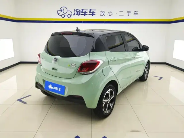 Changan Benben E-Star — Фото автомобиля 3
