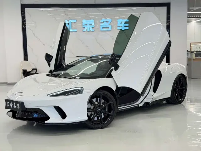 Фотография автомобиля — McLaren GT