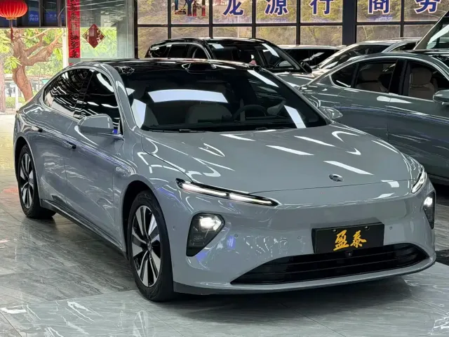 NIO NIO ET7 2022 75kWh — Фото автомобиля 3