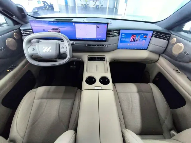 IM Motors LS8 — Фото автомобиля 6