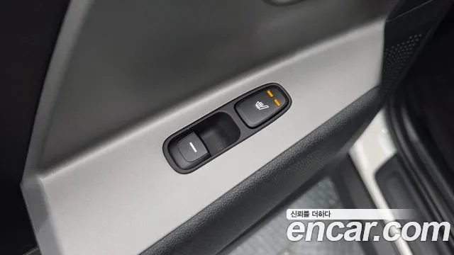 Kia Niro — Фото автомобиля 26