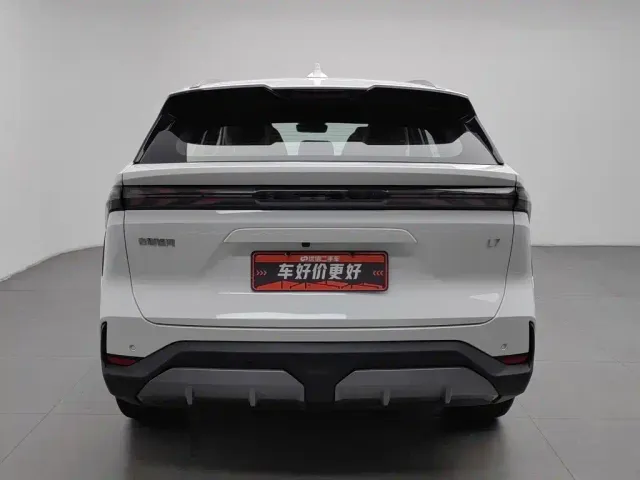 Geely Galaxy L7 — Фото автомобиля 4