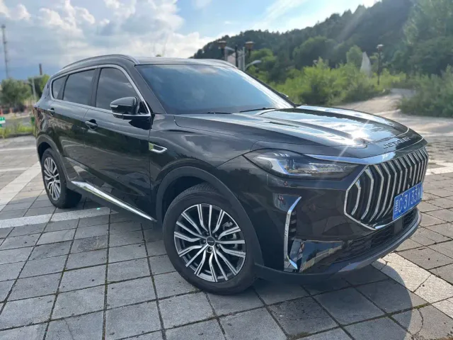Jetour X70 Plus — Фото автомобиля 3