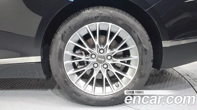 Genesis G80 Бензин 2.5 турбо 2WD — Фото автомобиля 20
