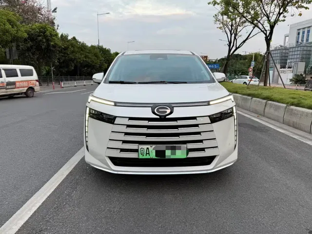 GAC Trumpchi E8 — Фото автомобиля 2