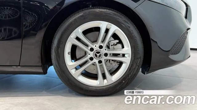 Mercedes-Benz A-Class W177 — Фото автомобиля 5