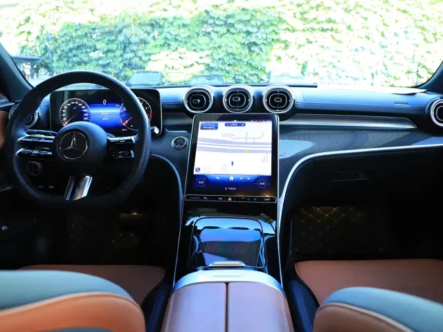 Mercedes-Benz C-Class — Фото автомобиля 12