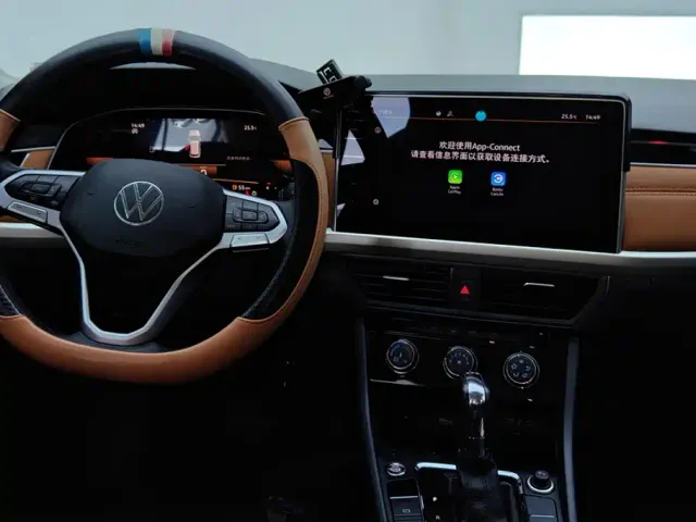 Volkswagen Bora — Фото автомобиля 12