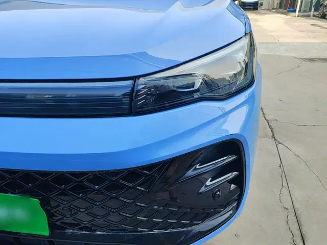 Volkswagen Tiguan L — Фото автомобиля 23
