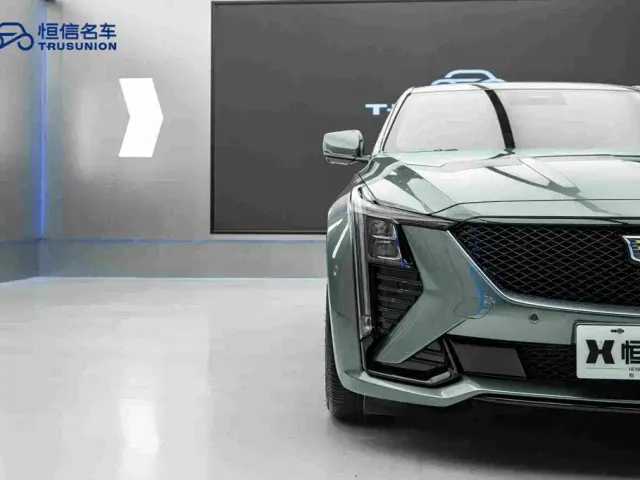 Cadillac CT5 — Фото автомобиля 8