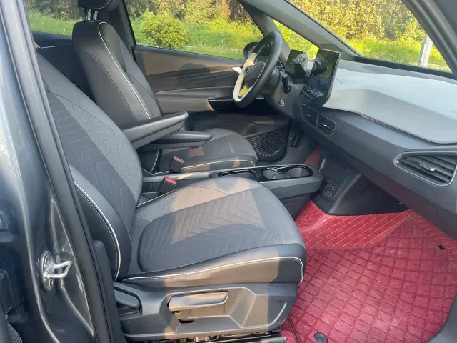 Volkswagen ID.3 — Фото автомобиля 5