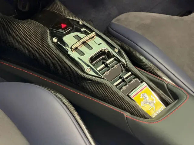Ferrari SF90 — Фото автомобиля 5