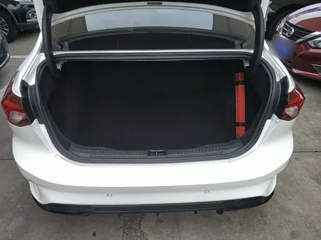 Ford Focus — Фото автомобиля 18