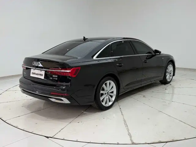 Audi A6L — Фото автомобиля 24