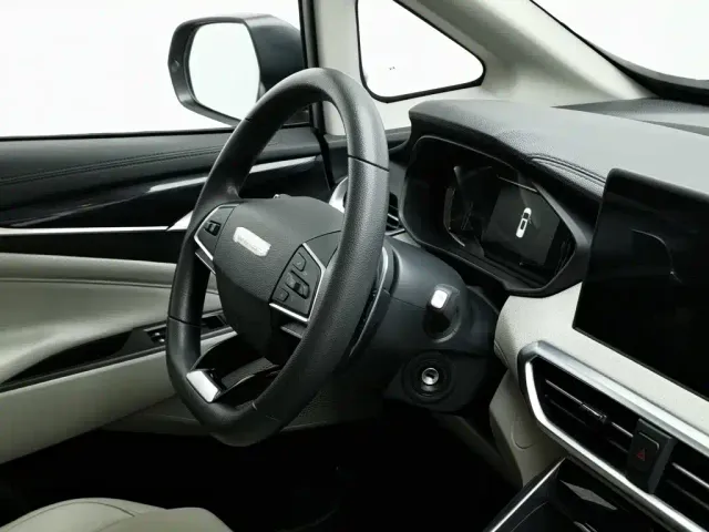 Maxus G50 — Фото автомобиля 22