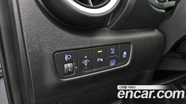 Hyundai Kona — Фото автомобиля 24