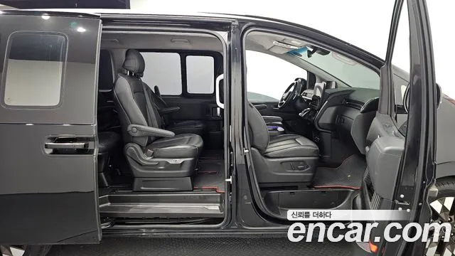 Hyundai Staria Staria L3.5 Lounge 9 мест — Фото автомобиля 11