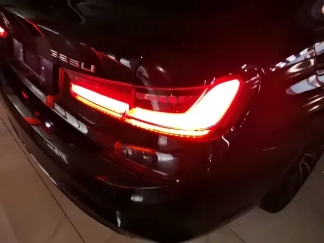 BMW 3 Series — Фото автомобиля 7