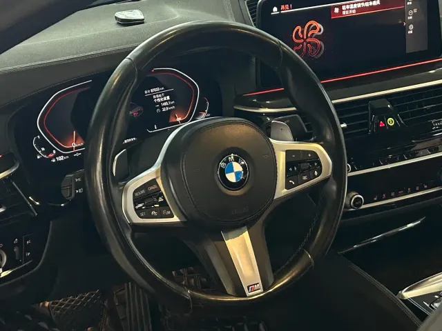 BMW 5 Series — Фото автомобиля 8