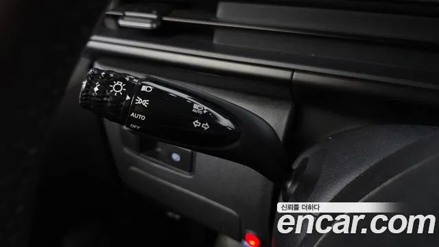 Hyundai Staria Staria L3.5 Инвалидная коляска Подъёмник/Slope — Фото автомобиля 14