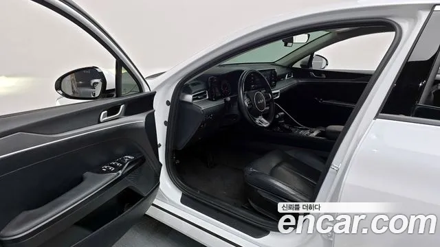 Kia K5 K5 3 поколение 2.0 LPI(Для проката) — Фото автомобиля 10