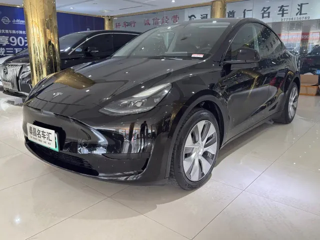 Фотография автомобиля — Tesla Model Y