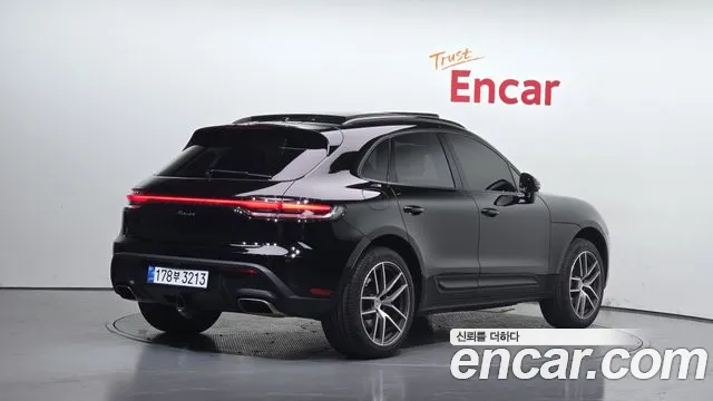 Porsche Macan Macan — Фото автомобиля 2