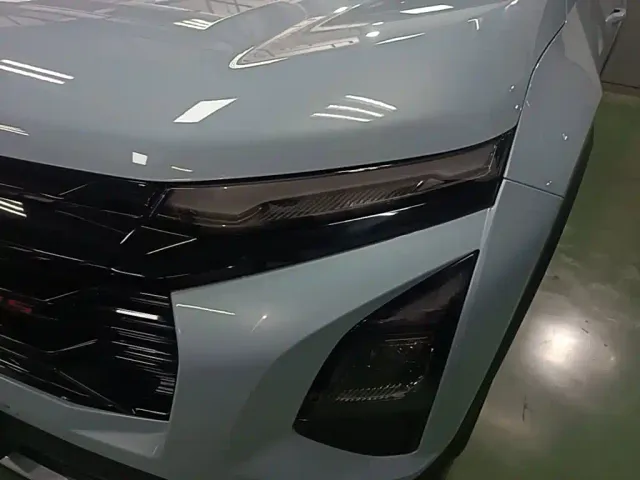 Chevrolet Equinox Plus — Фото автомобиля 23