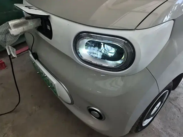 Wuling Hongguang Mini EV — Фото автомобиля 23