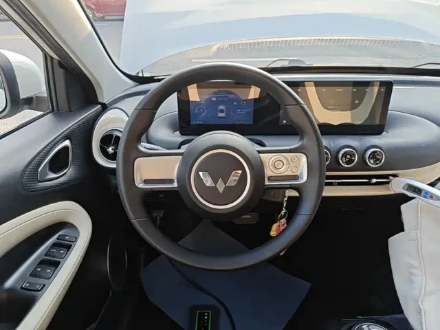 Wuling Bingo — Фото автомобиля 10