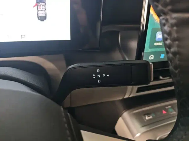 BYD FangChengBao Titanium 7 — Фото автомобиля 13