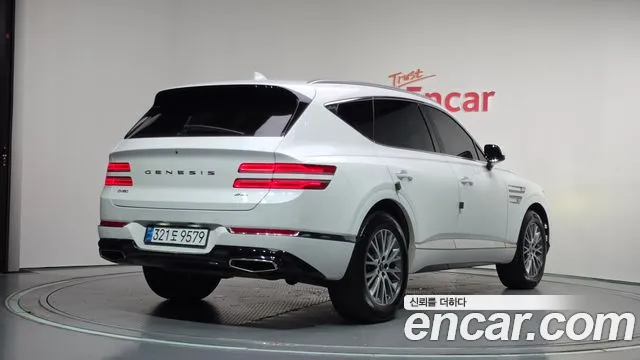 Genesis GV80 — Фото автомобиля 2
