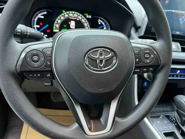 Toyota RAV4 Rongfang 2022 Hybrid 2.5L E-CVT 2WD Elite Edition — Фото автомобиля 21