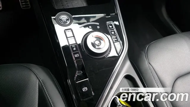 Kia Niro The All New Niro Signature — Фото автомобиля 9