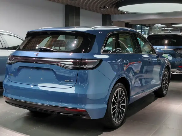 Shangjie SUV — Фото автомобиля 4