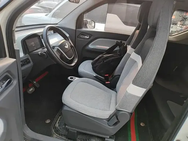 Wuling Hongguang Mini EV — Фото автомобиля 14
