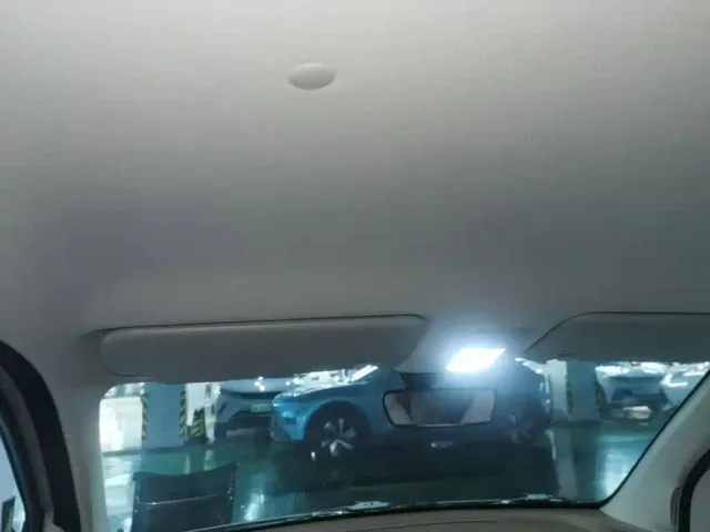 Wuling Hongguang Mini EV — Фото автомобиля 17