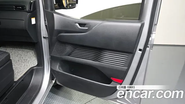 Hyundai Staria — Фото автомобиля 14