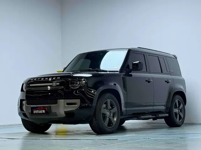 Land Rover Defender — Фото автомобиля 2