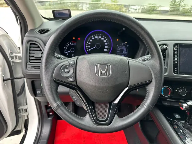 Honda Vezel — Фото автомобиля 12