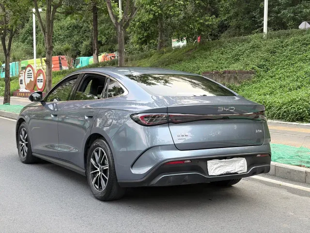 BYD Seal 06 — Фото автомобиля 9