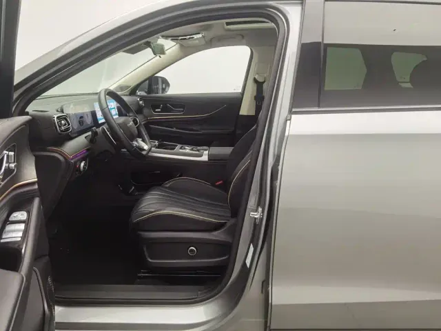 Chery Tiggo 9 — Фото автомобиля 10