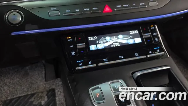 Hyundai Grandeur Новый Grandeur IG — Фото автомобиля 30