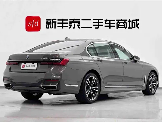 BMW 7 Series — Фото автомобиля 6