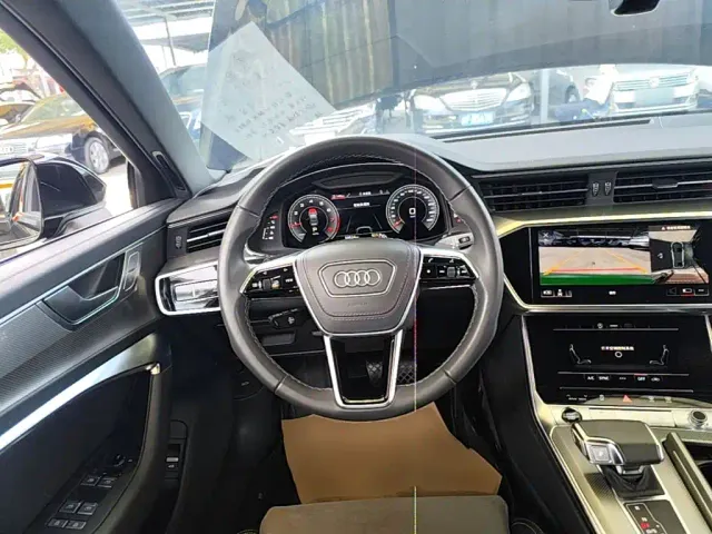 Audi A6L — Фото автомобиля 10