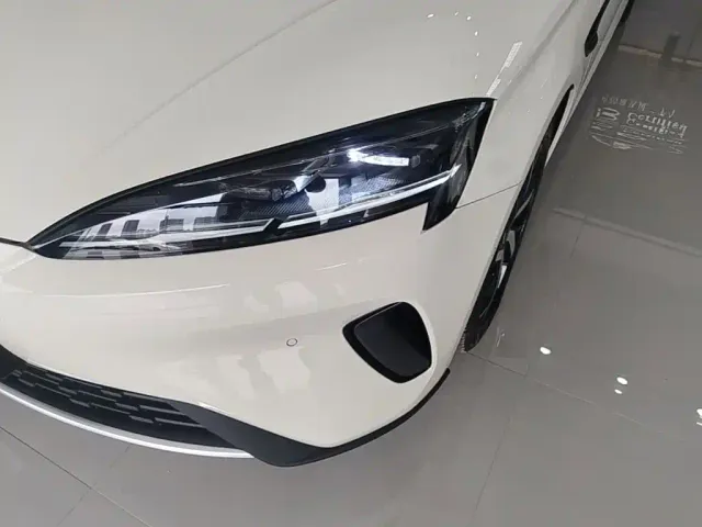 BYD Seal 07 DM-i — Фото автомобиля 23