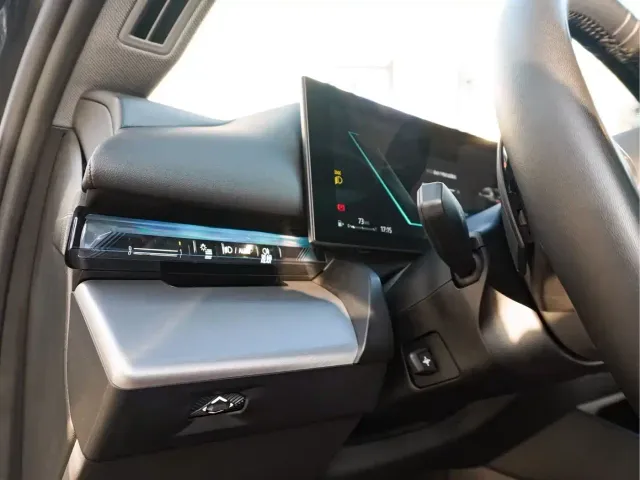 BMW 5 Series — Фото автомобиля 15