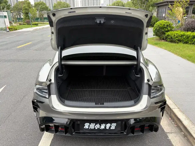Xiaomi SU7 — Фото автомобиля 11