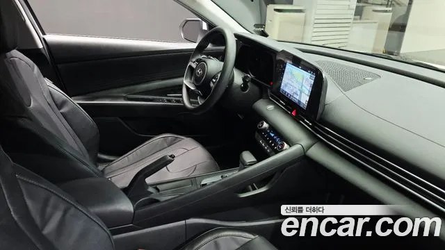 Hyundai Avante CN7 — Фото автомобиля 24